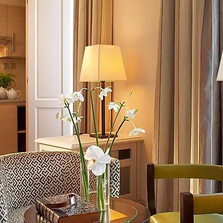 De L'arcade Hotell
