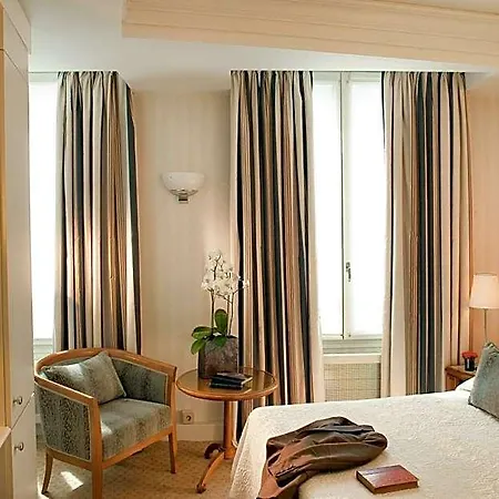 De L'arcade Hotel 3*