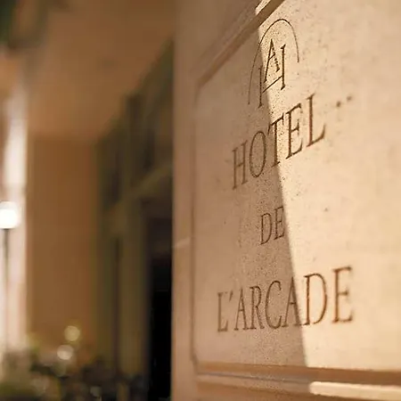 De L'arcade Hotel 3*
