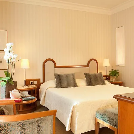 Ξενοδοχείο De L'arcade