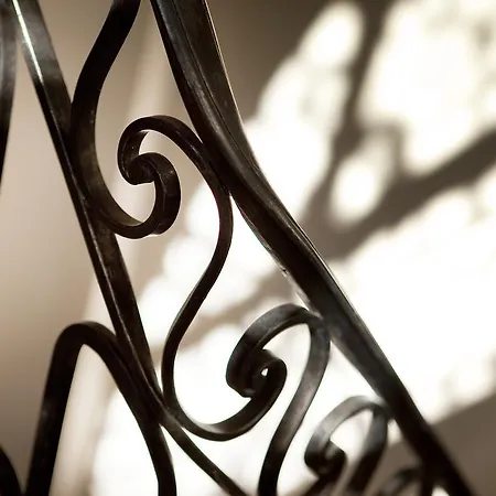 Hotel De L'arcade 3*