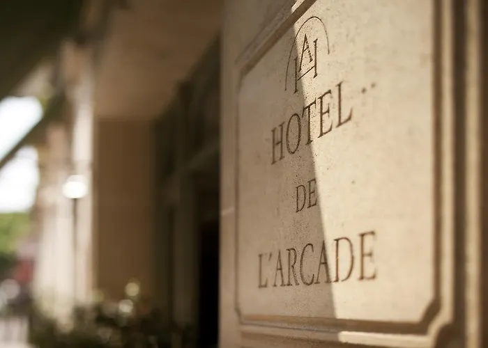 Hotel De L'arcade Parigi