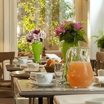فندق دو لاركاد باريس