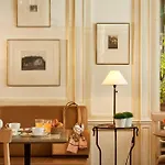 Hotel De L'arcade Parijs