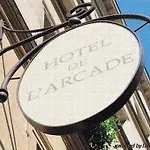 De L'arcade 3*