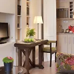 De L'arcade Hotel